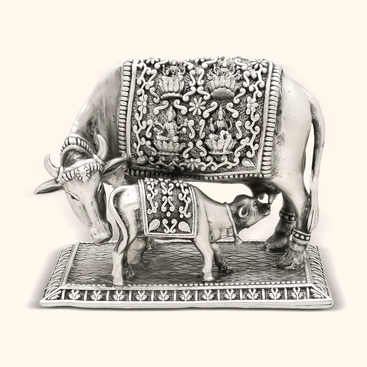 Gaay Vasru Silver Murti - Image 2